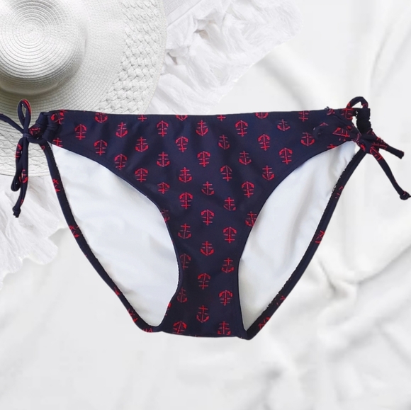 Blue and Red Anchor Bikini Bottom- Classic cut - Picture 2 of 4